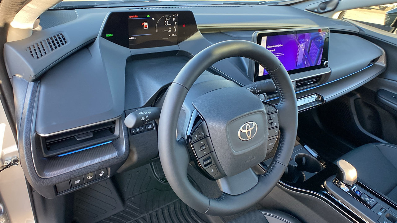 2024 TOYOTA Prius Limited AWD 16