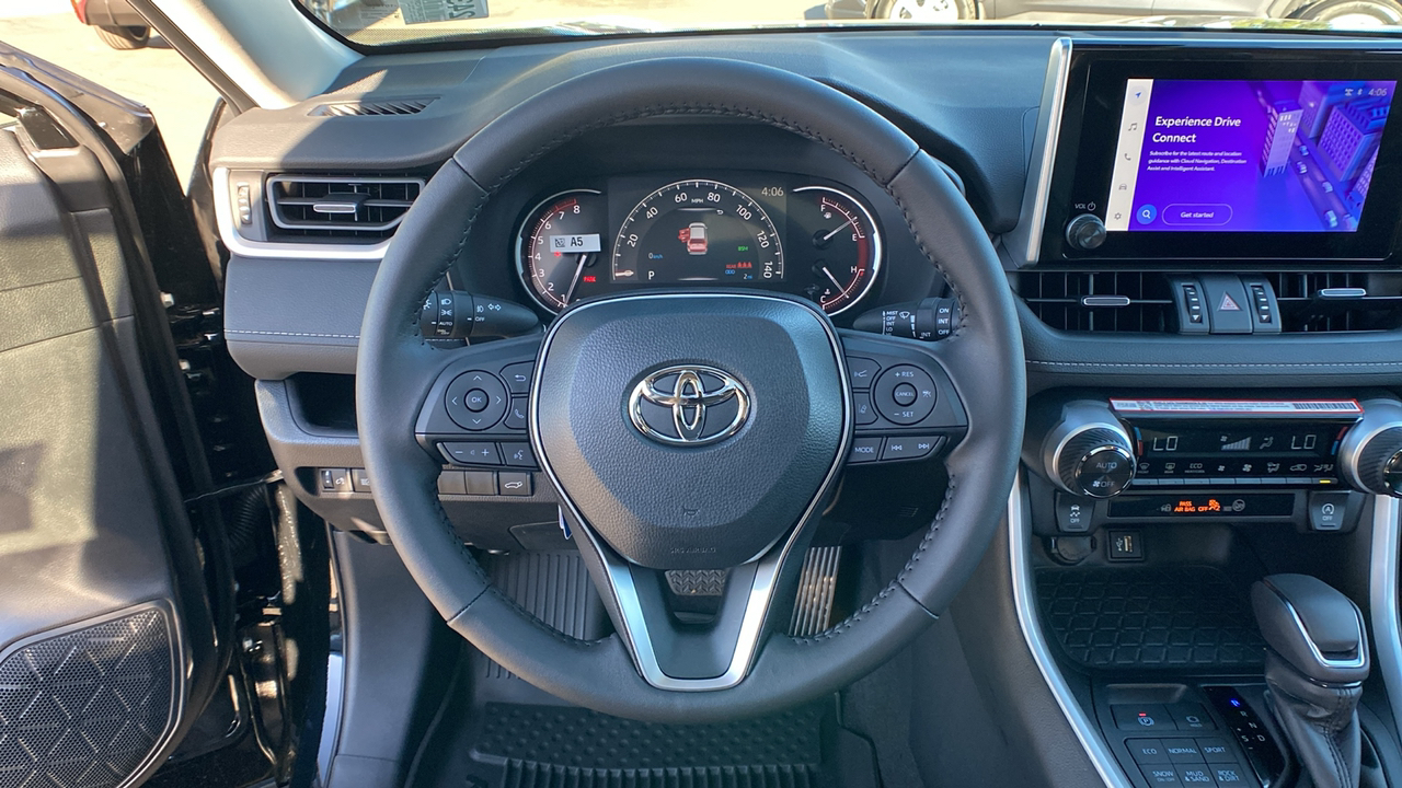 2024 TOYOTA RAV4 XLE Premium 13