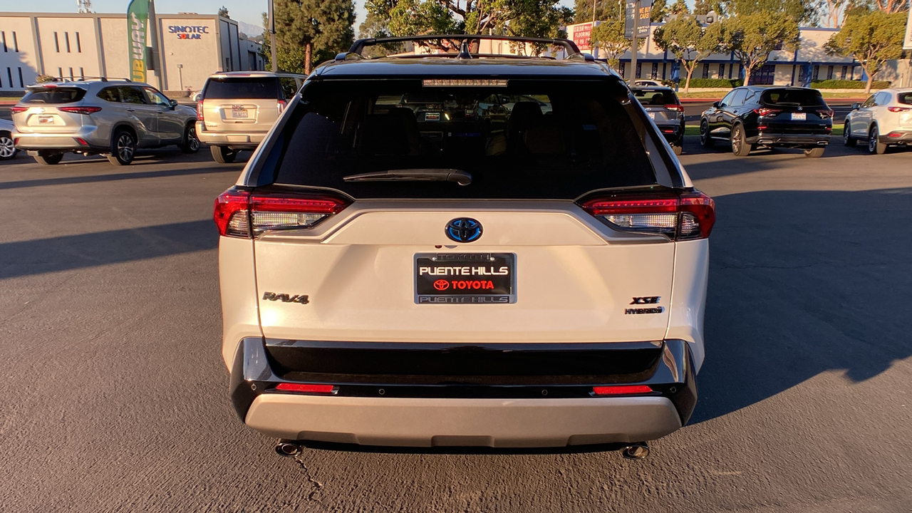 2024 TOYOTA RAV4 Hybrid XSE 4