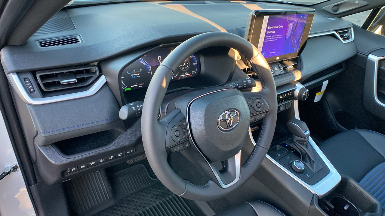 2024 TOYOTA RAV4 Hybrid XSE 16