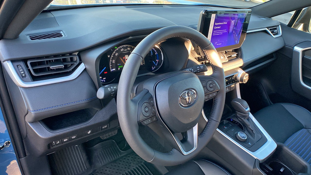 2024 TOYOTA RAV4 Hybrid XSE 16