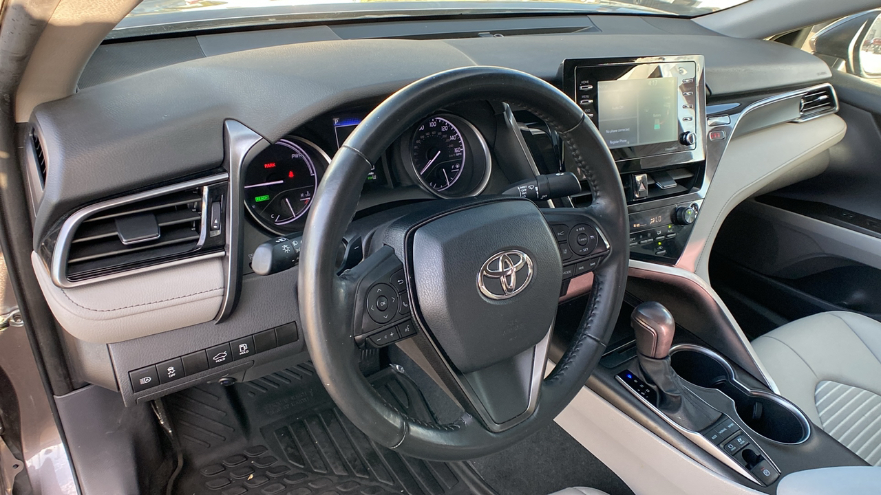 2023 Toyota Camry Hybrid SE 16