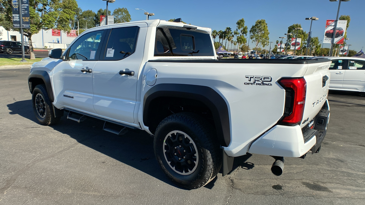 2024 TOYOTA Tacoma TRD Off-Road 5