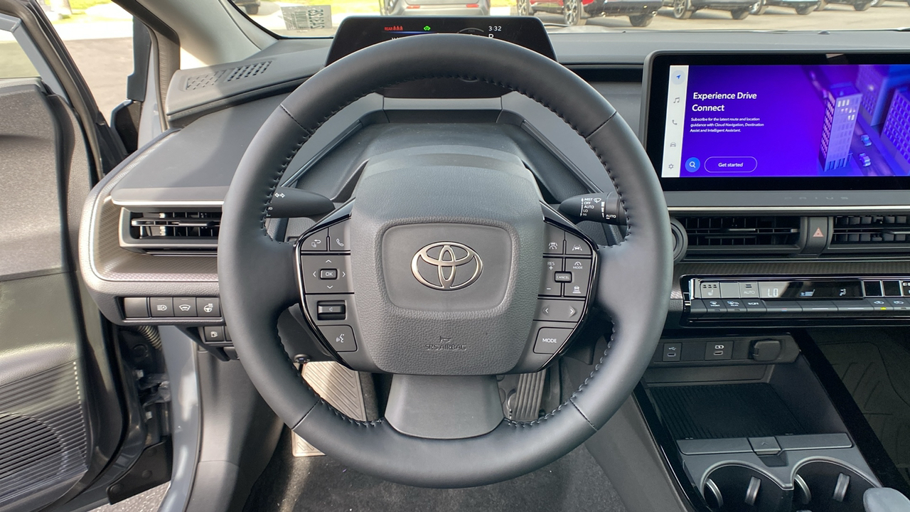 2024 TOYOTA Prius XLE 13