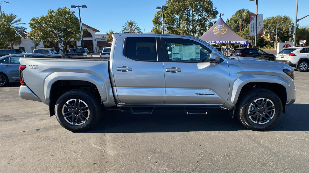 2024 TOYOTA Tacoma TRD Sport 2