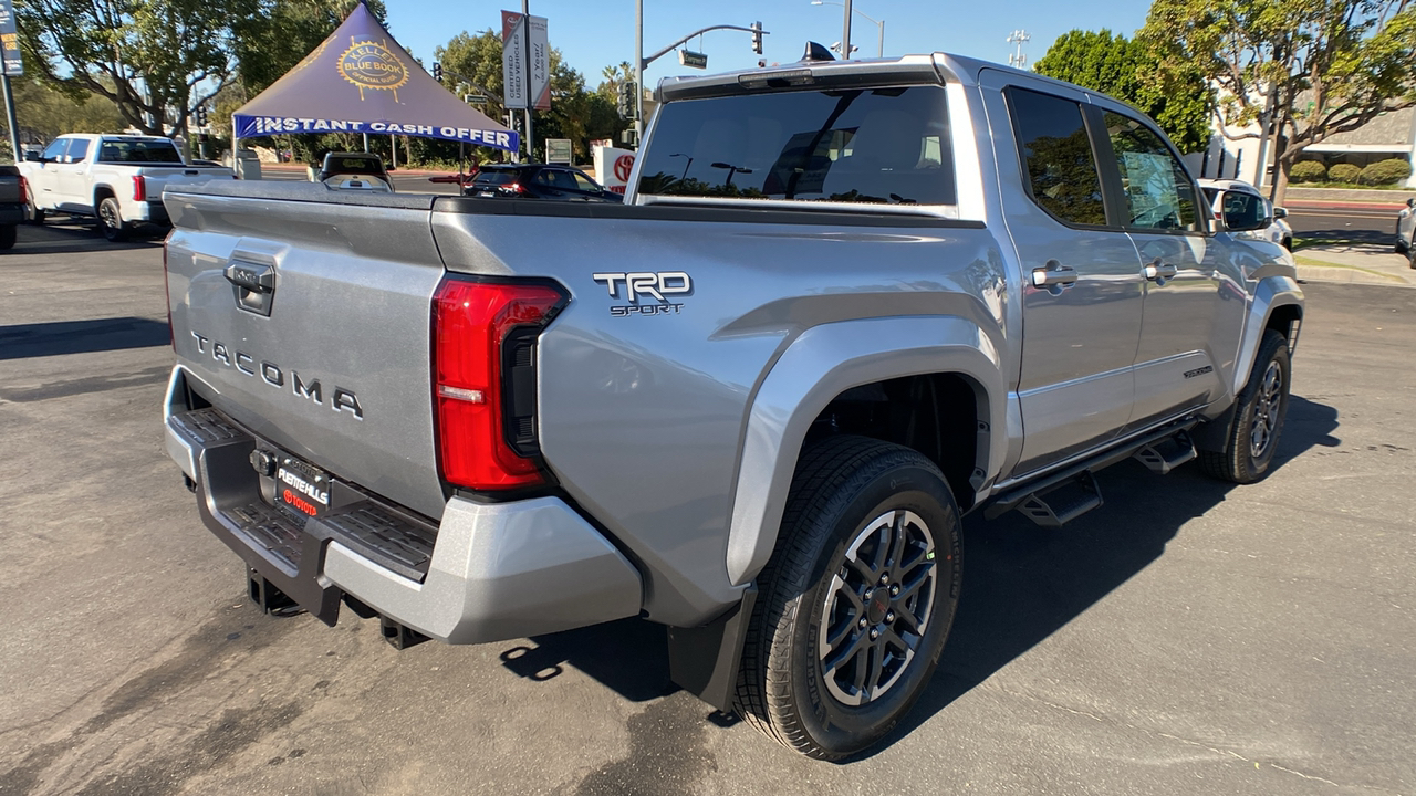 2024 TOYOTA Tacoma TRD Sport 3