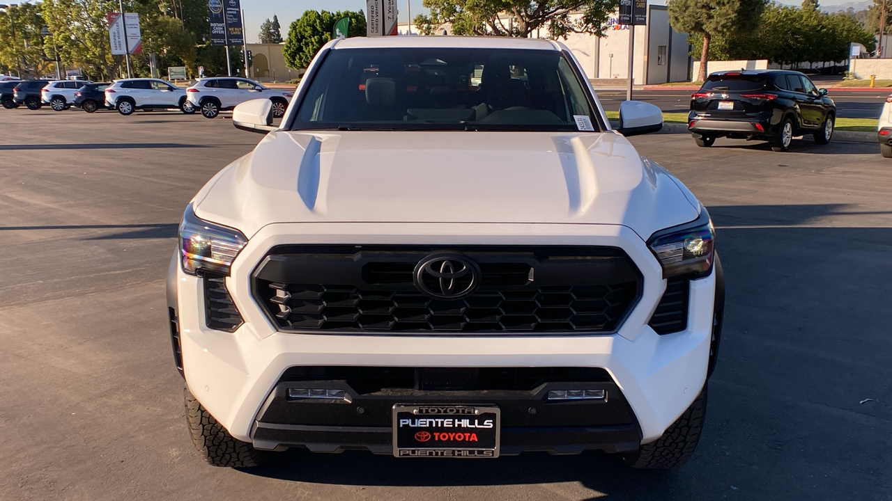 2024 TOYOTA Tacoma TRD Off-Road 8