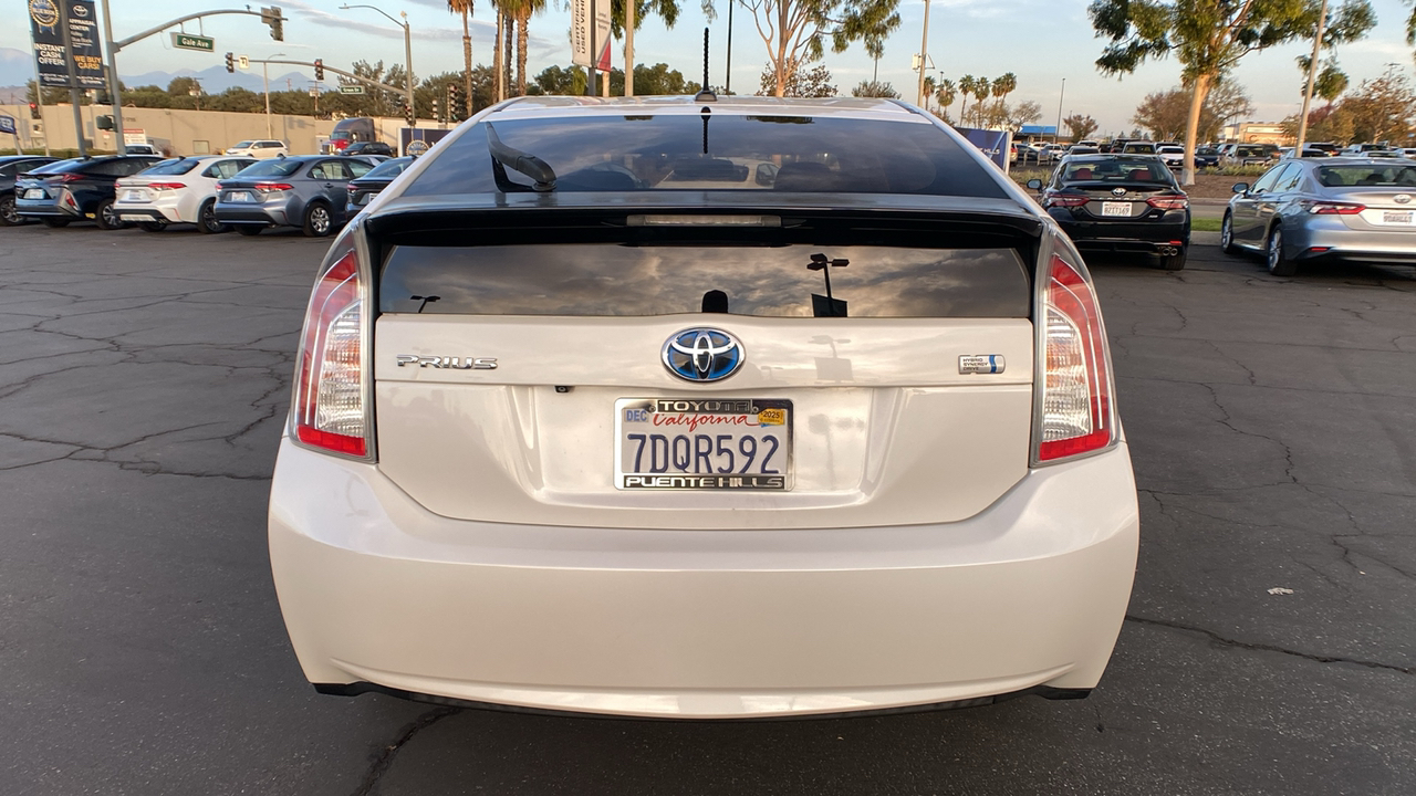 2014 Toyota Prius Four 4