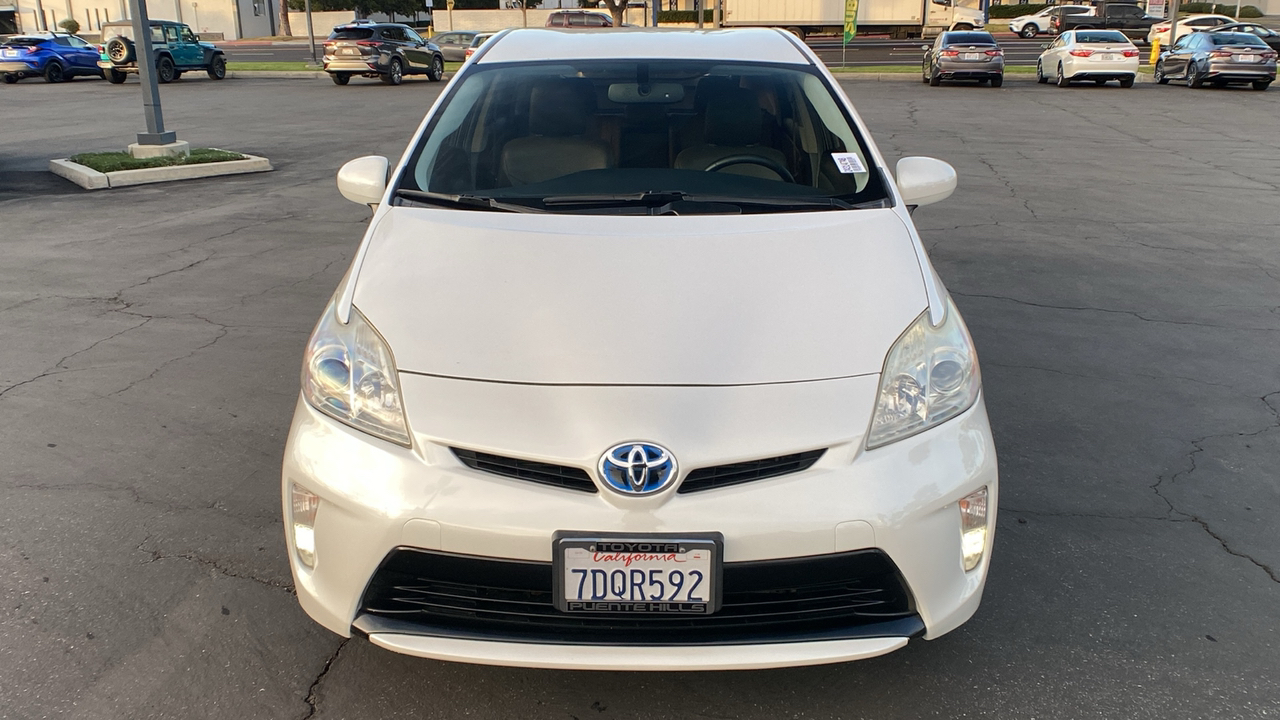 2014 Toyota Prius Four 8