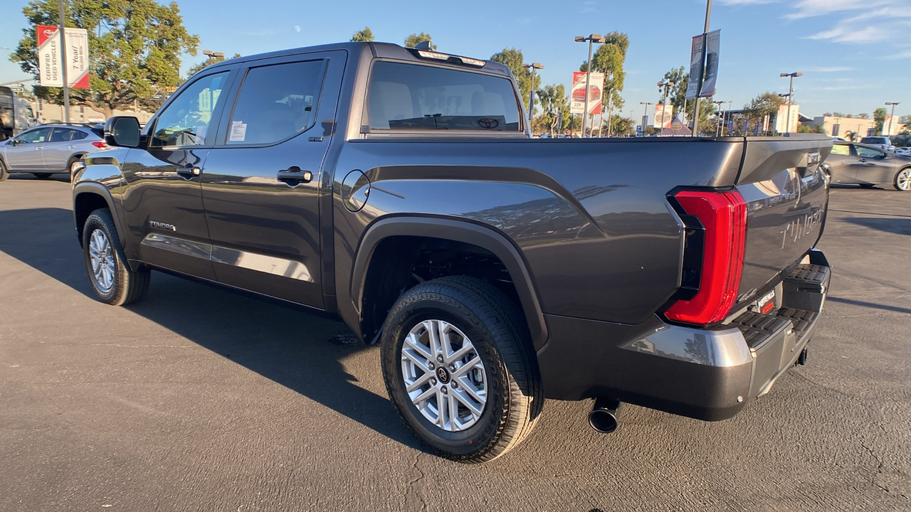 2025 TOYOTA Tundra SR5 5