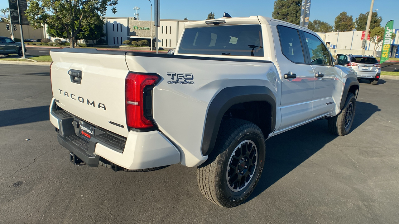 2024 TOYOTA Tacoma i-FORCE MAX Tacoma TRD Off-Road 3