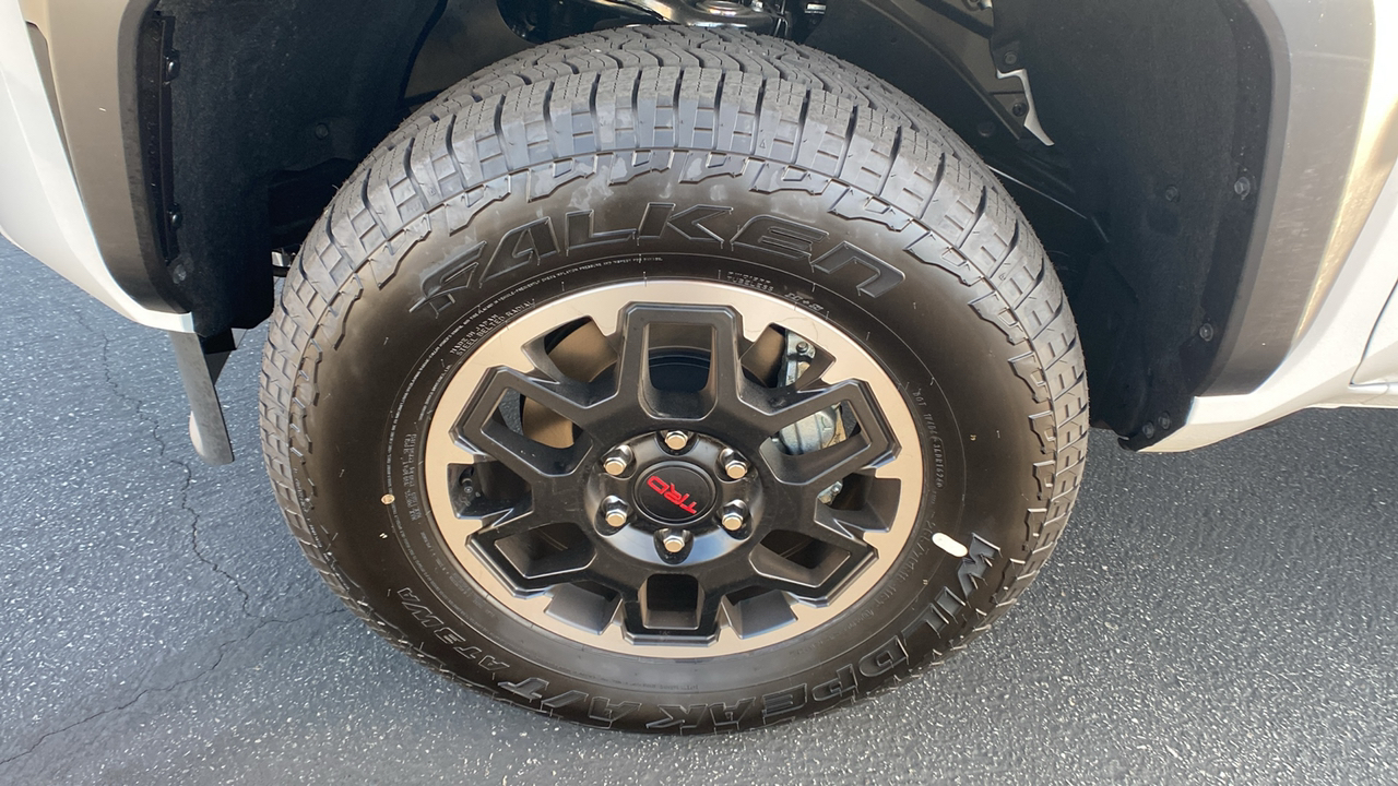 2024 TOYOTA Tacoma i-FORCE MAX Tacoma TRD Off-Road 31