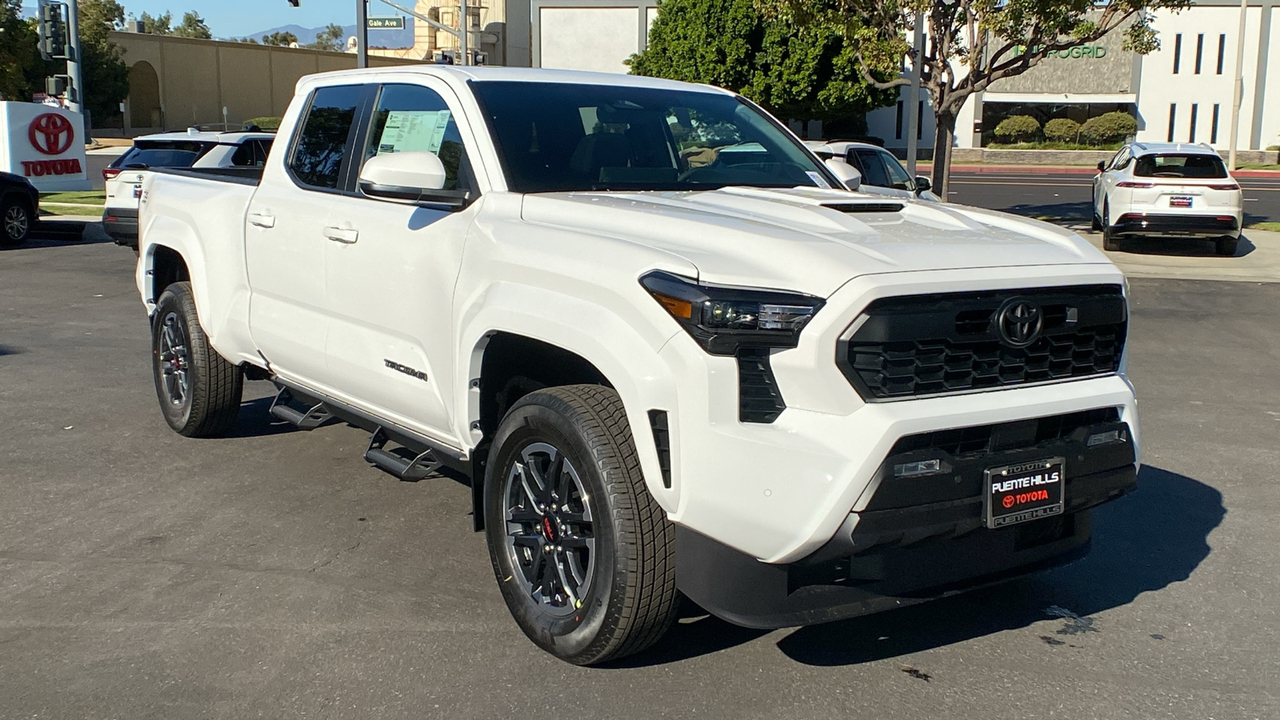 2024 TOYOTA Tacoma TRD Sport 1