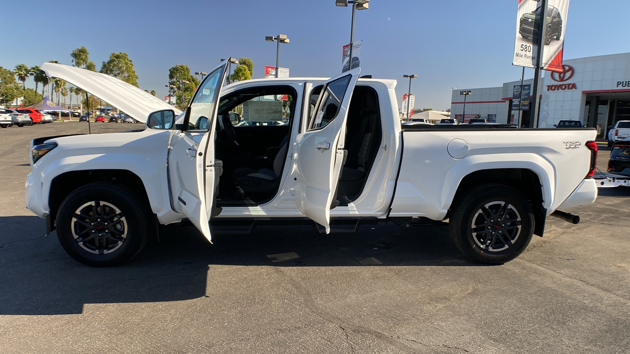 2024 TOYOTA Tacoma TRD Sport 11