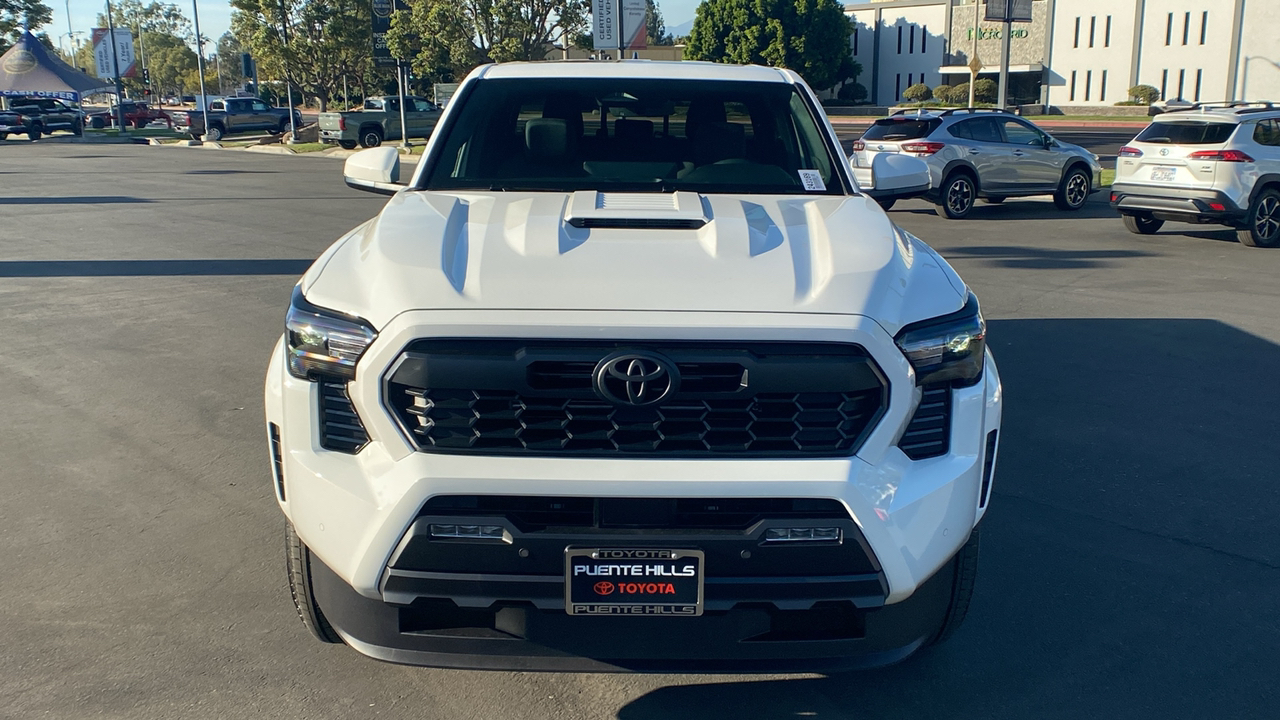 2024 TOYOTA Tacoma TRD Sport 8