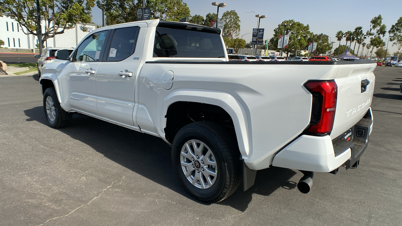 2024 TOYOTA Tacoma SR5 5