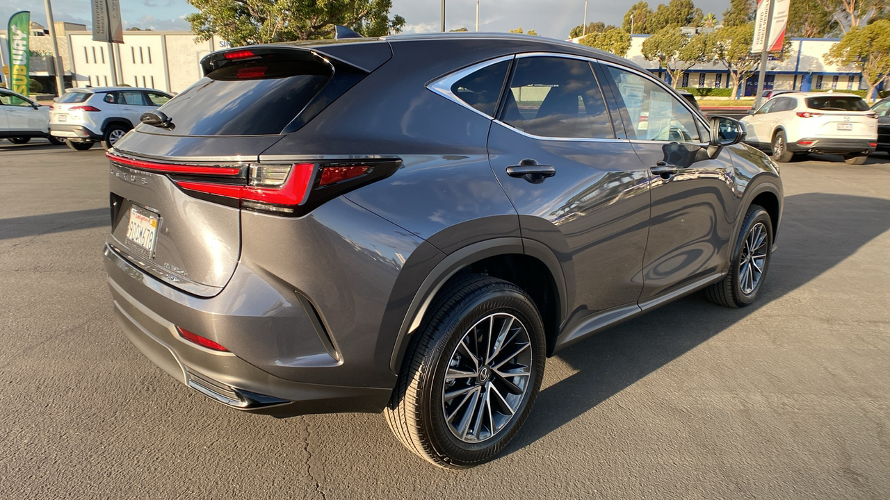 2022 Lexus NX 350h Base 3