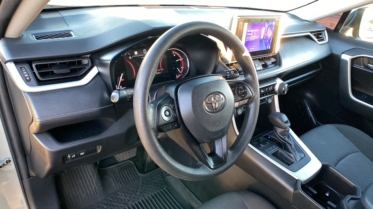 2023 Toyota RAV4  16