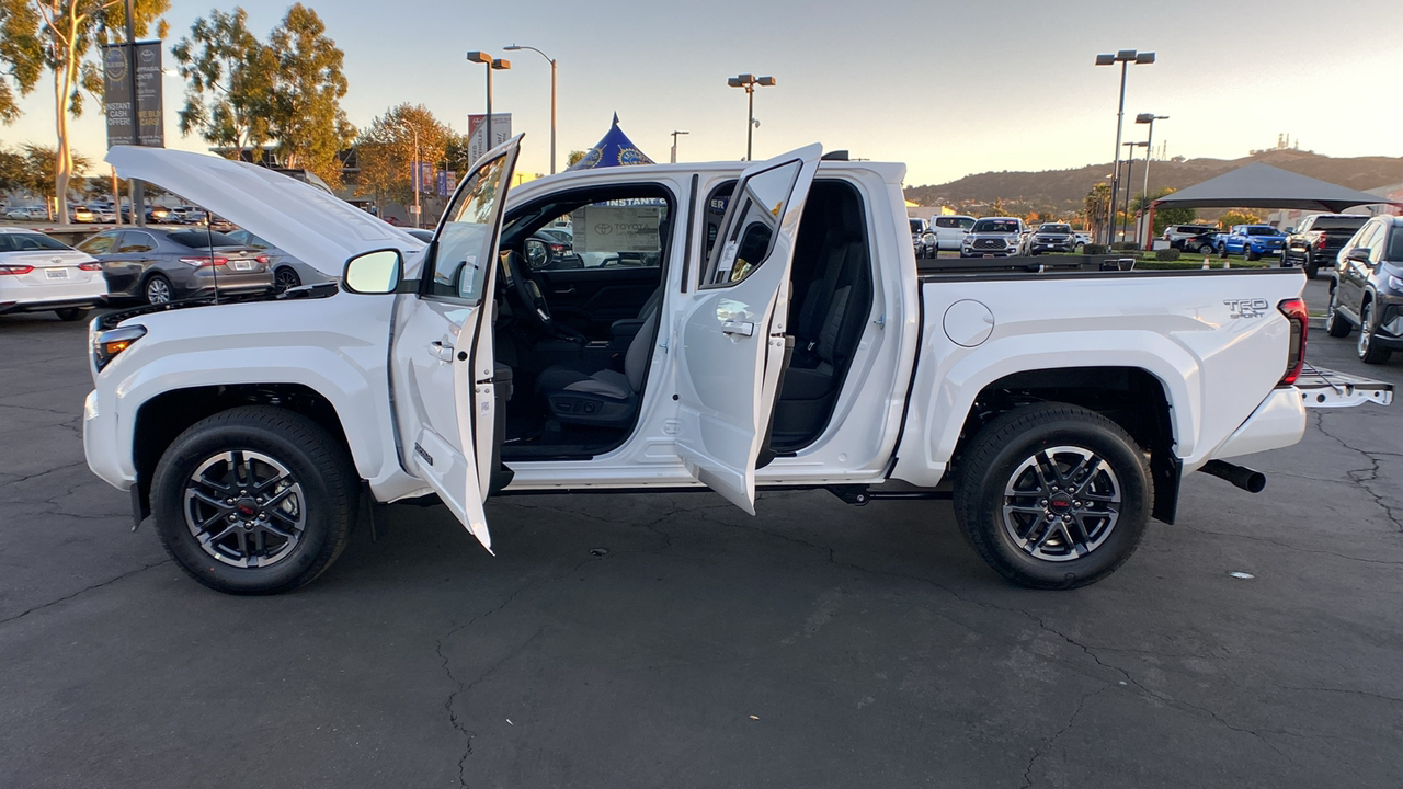 2024 TOYOTA Tacoma TRD Sport 11