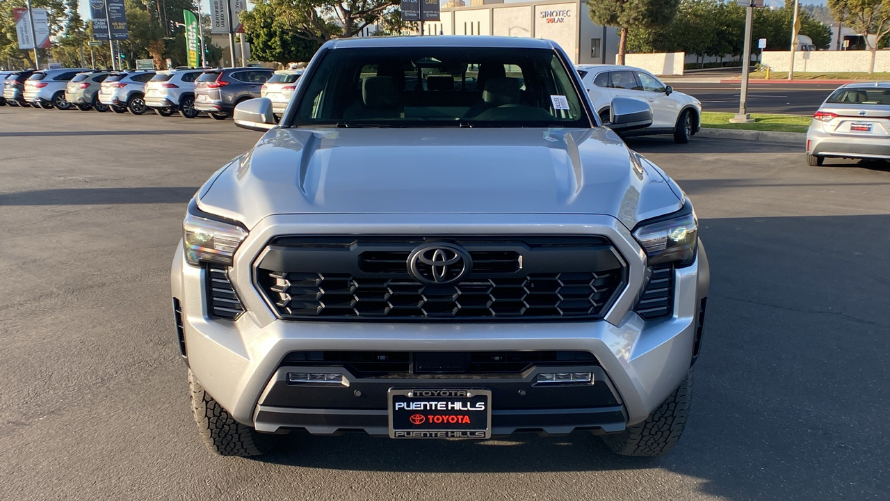 2024 TOYOTA Tacoma TRD Off-Road 8