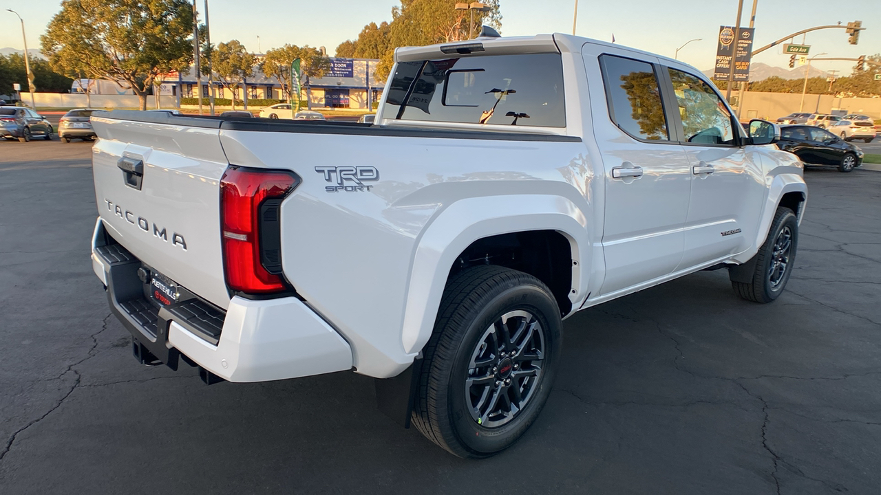 2024 TOYOTA Tacoma TRD Sport 3