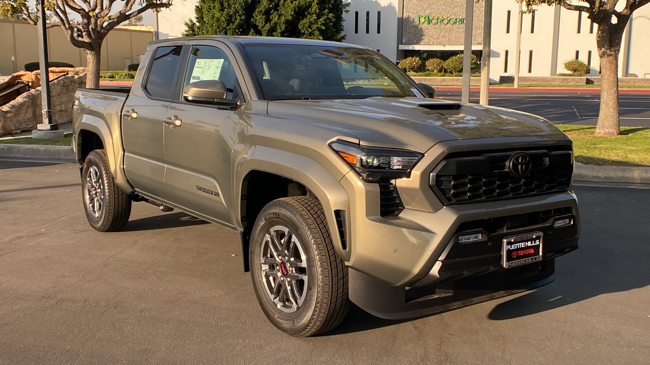 2024 TOYOTA Tacoma TRD Sport 1