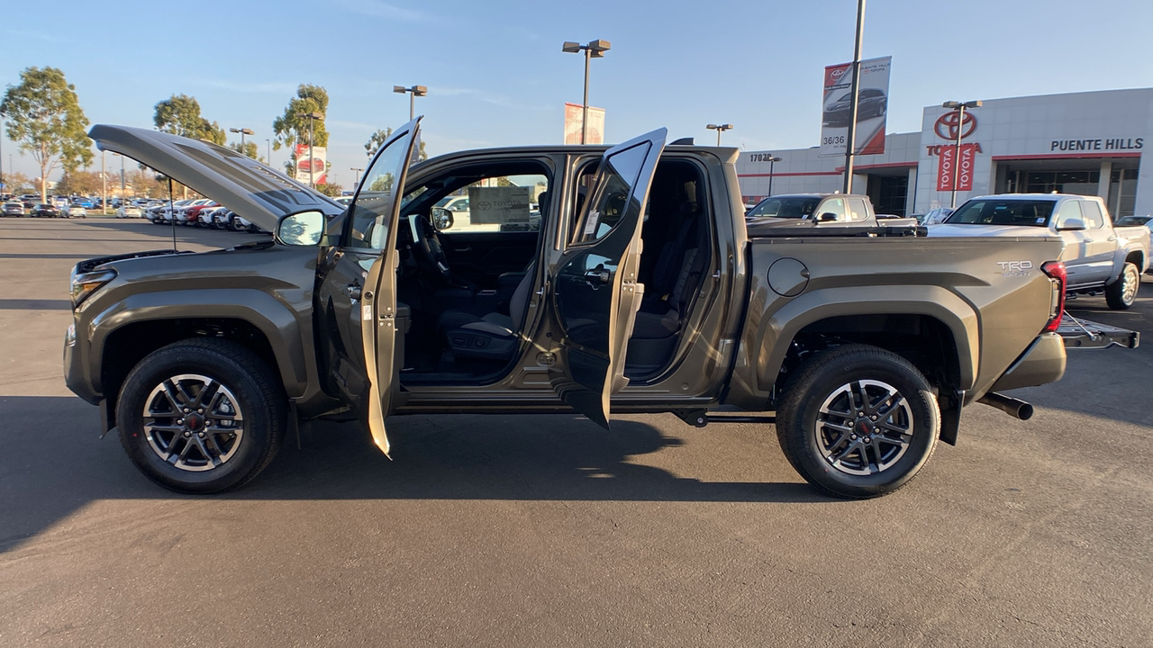 2024 TOYOTA Tacoma TRD Sport 11