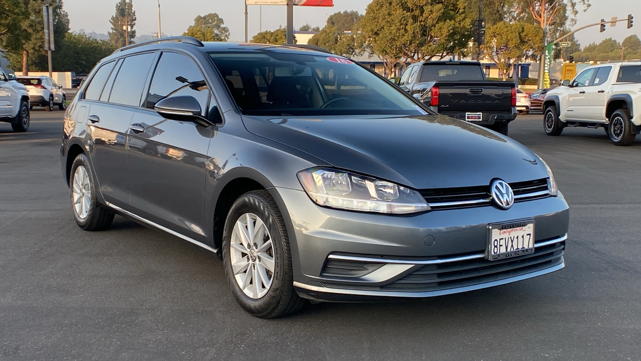 2018 Volkswagen Golf SportWagen S 1