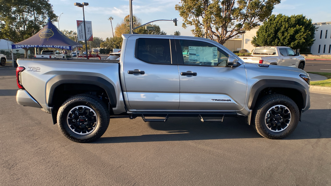 2024 TOYOTA Tacoma i-FORCE MAX Tacoma TRD Off-Road 2