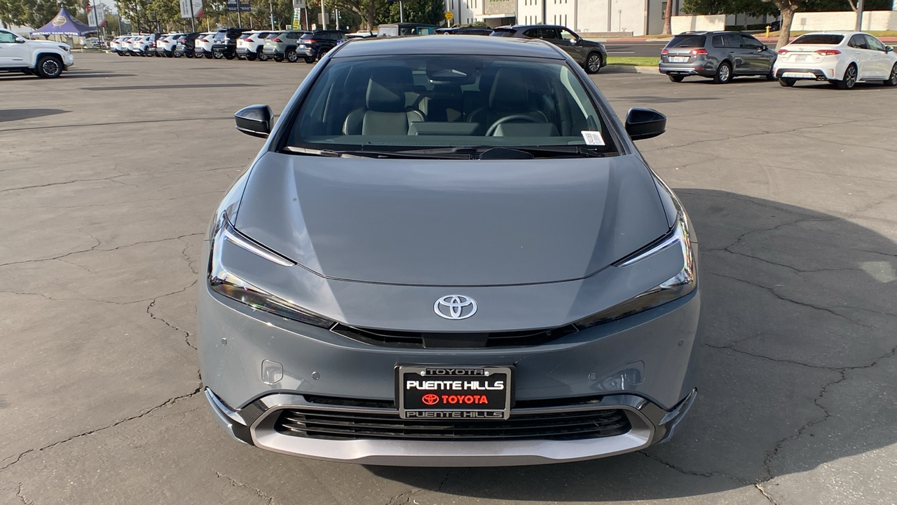 2024 TOYOTA Prius Limited 8