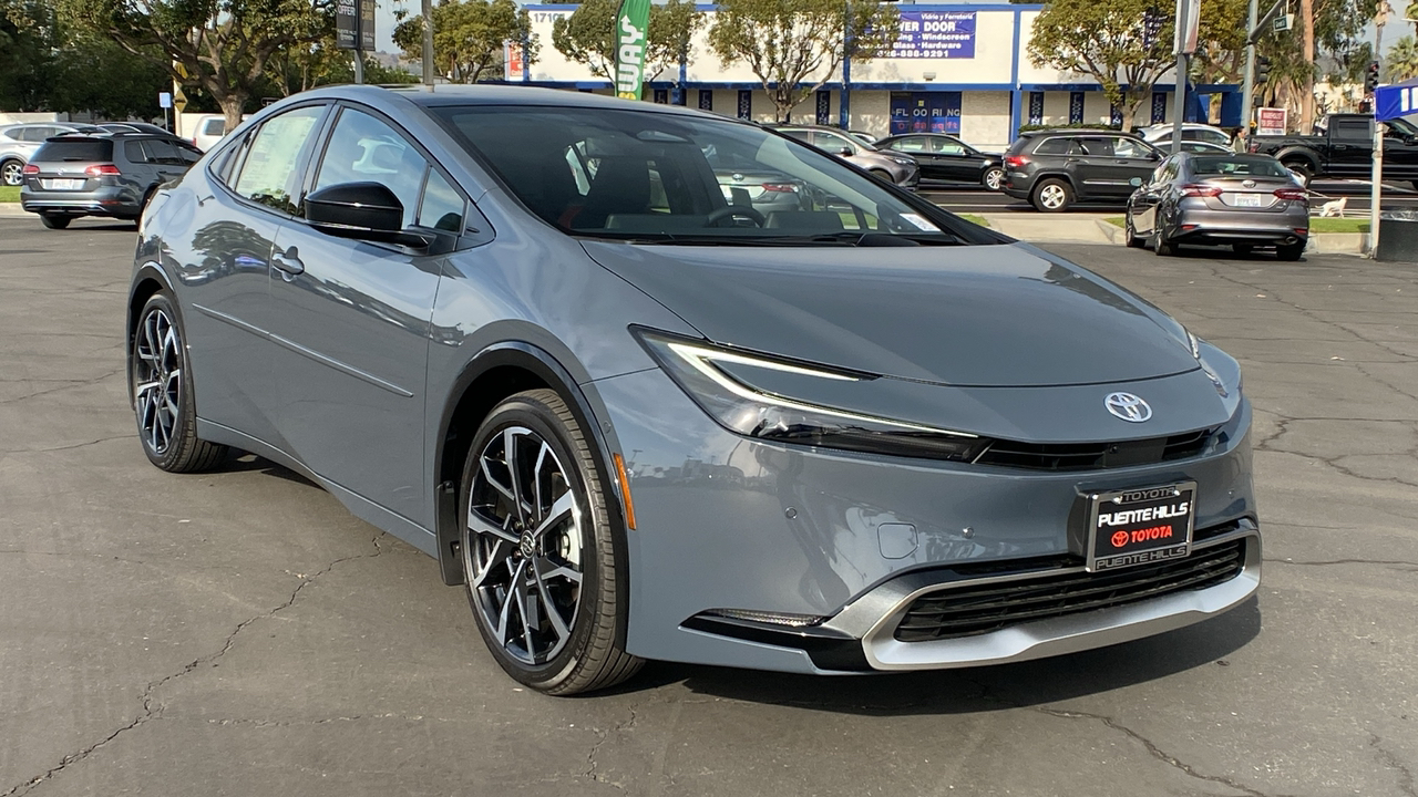 2024 TOYOTA Prius Prime XSE Premium 1