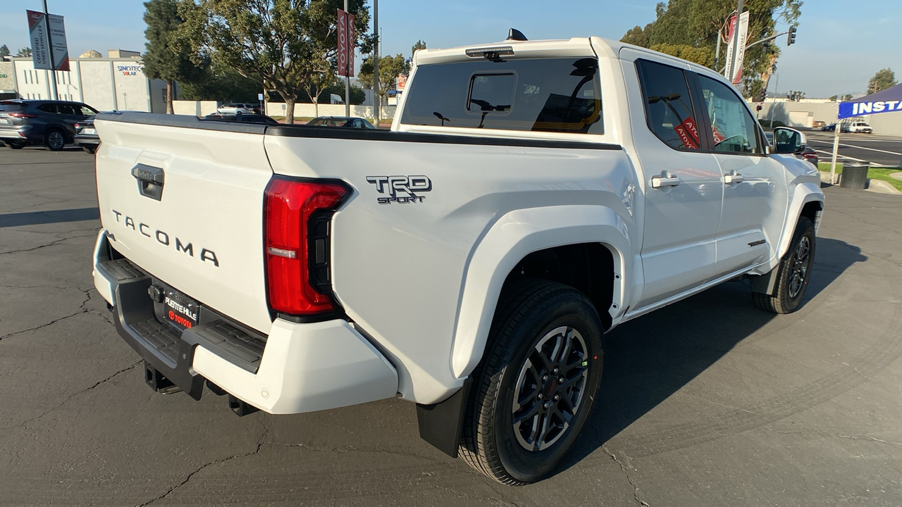 2024 TOYOTA Tacoma TRD Sport 3