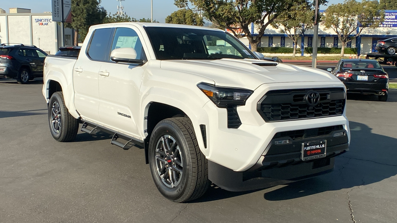 2024 TOYOTA Tacoma TRD Sport 1