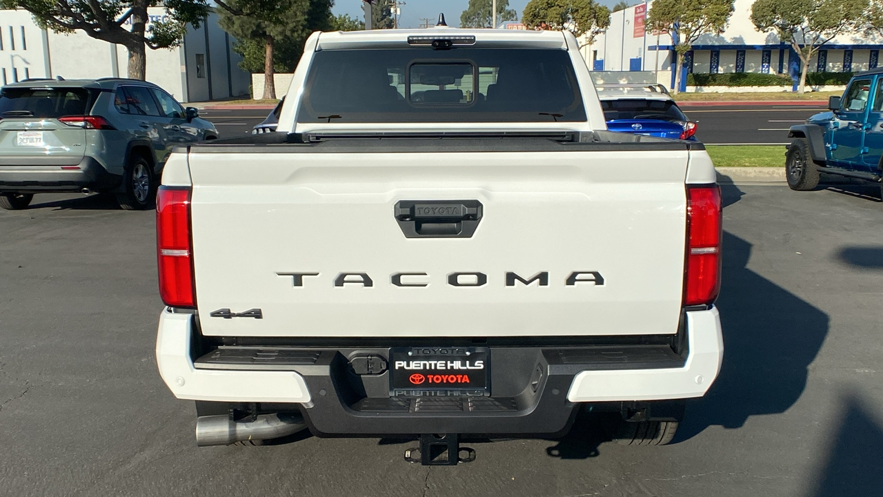 2024 TOYOTA Tacoma TRD Sport 4