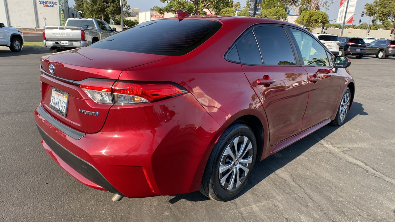 2022 Toyota Corolla Hybrid LE 3