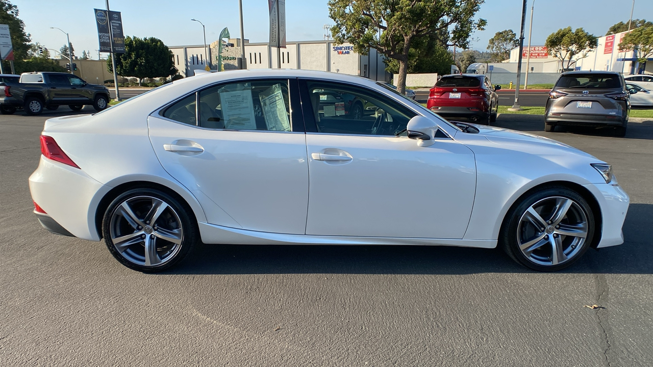 2017 Lexus IS 200t 2