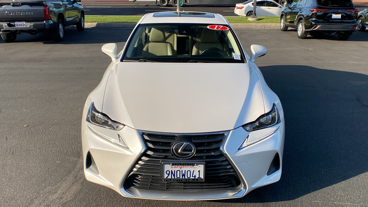 2017 Lexus IS 200t 8