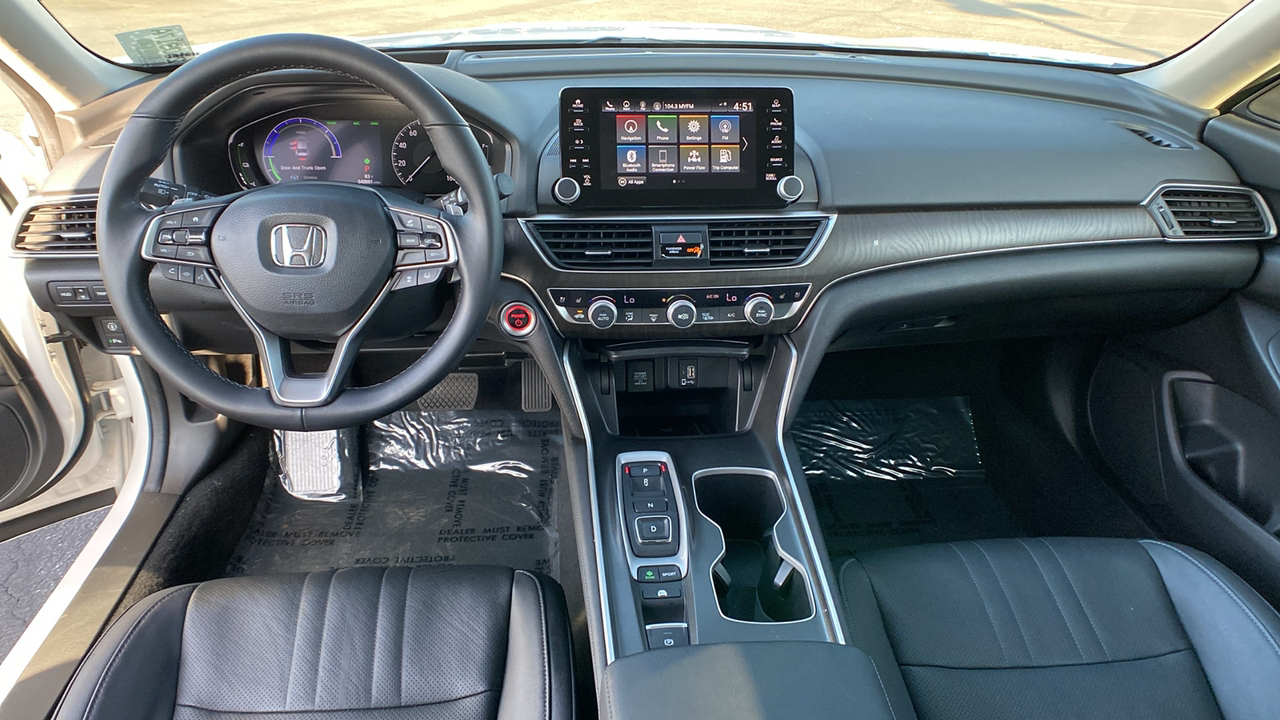 2019 Honda Accord Hybrid Touring 28