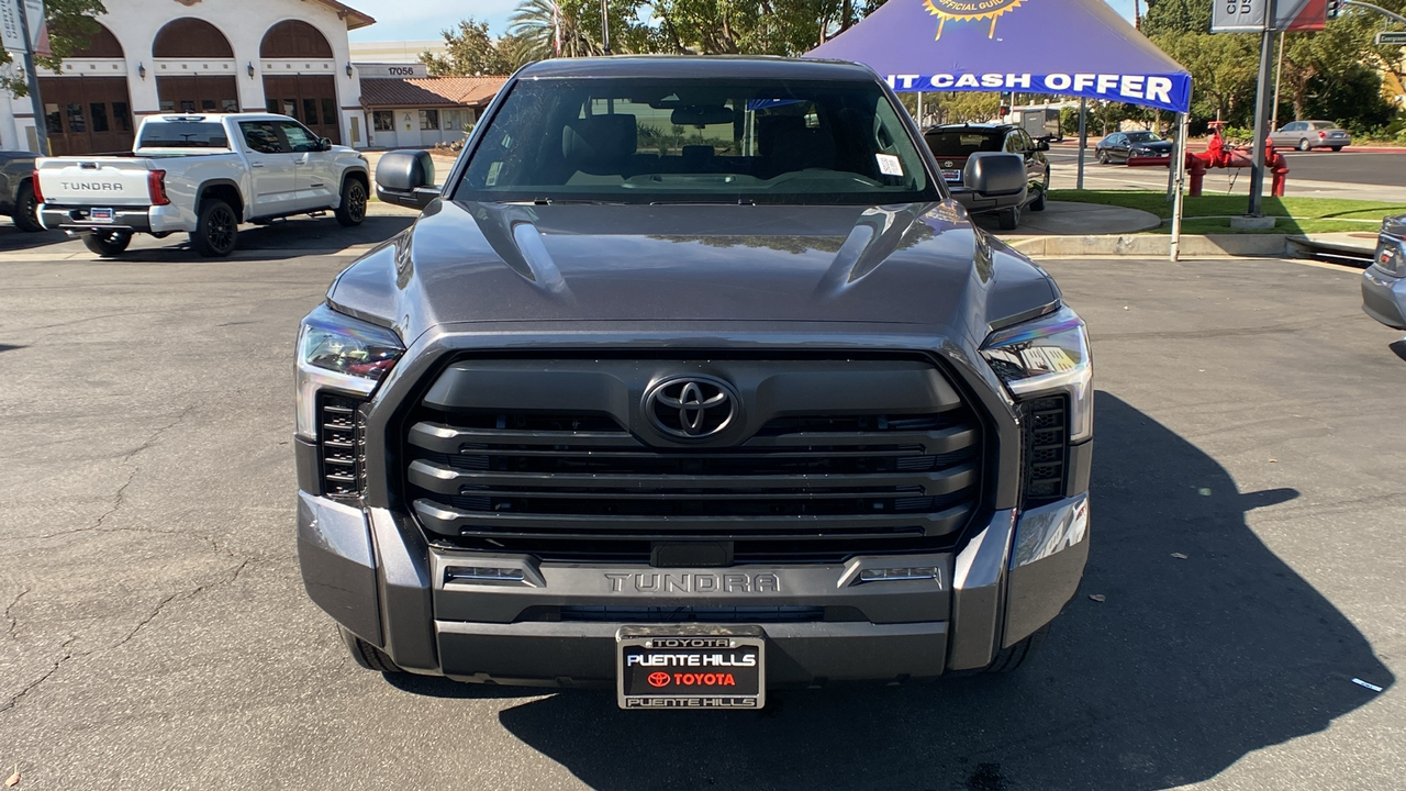 2025 TOYOTA Tundra SR5 8