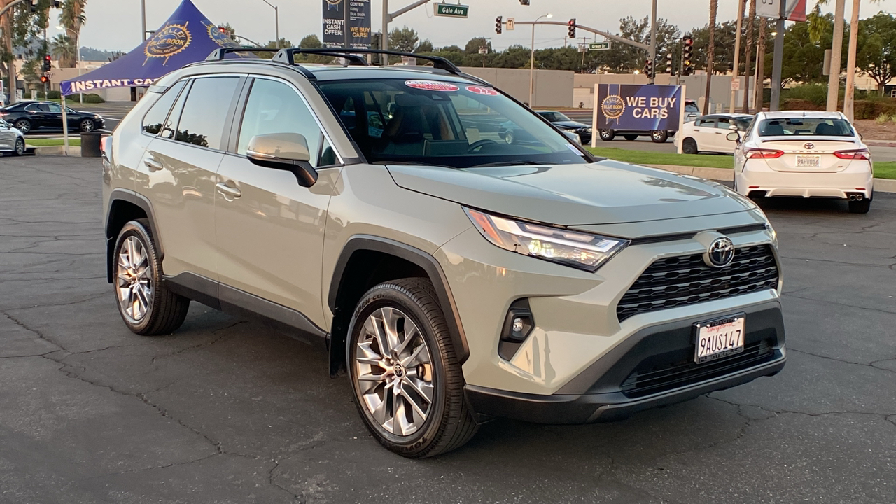 2022 Toyota RAV4 XLE Premium 1