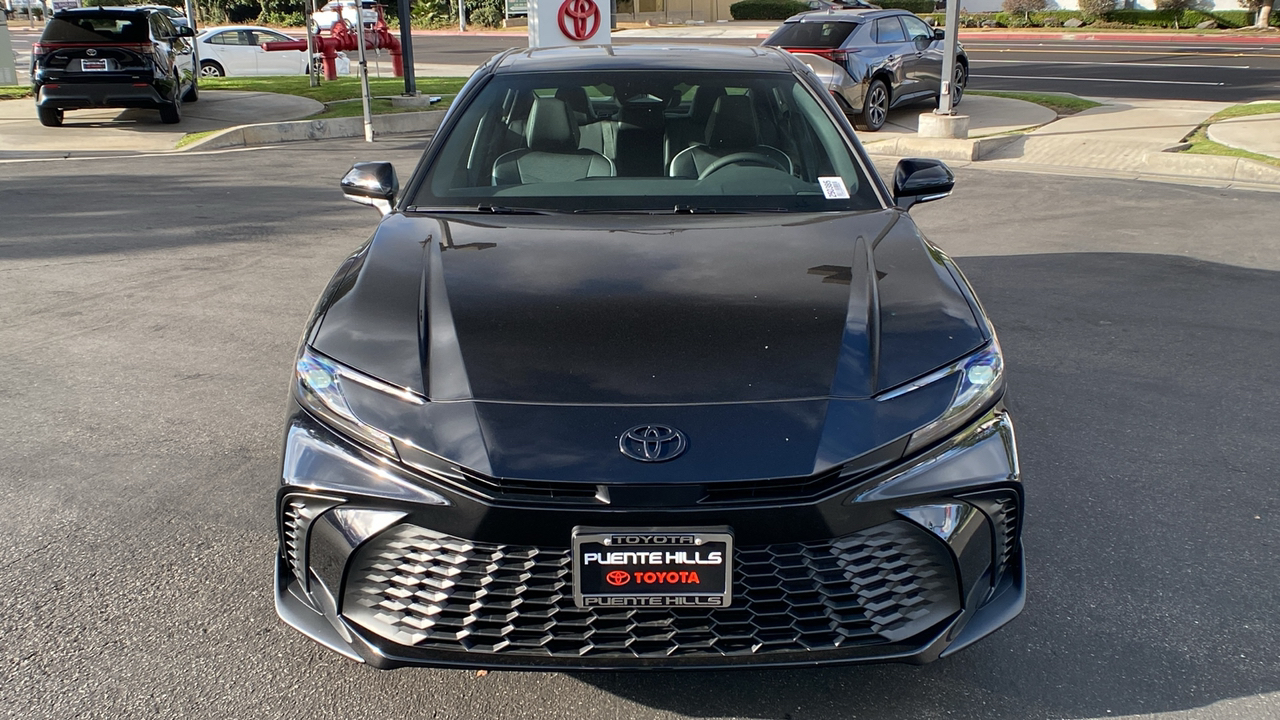 2025 TOYOTA Camry SE 8