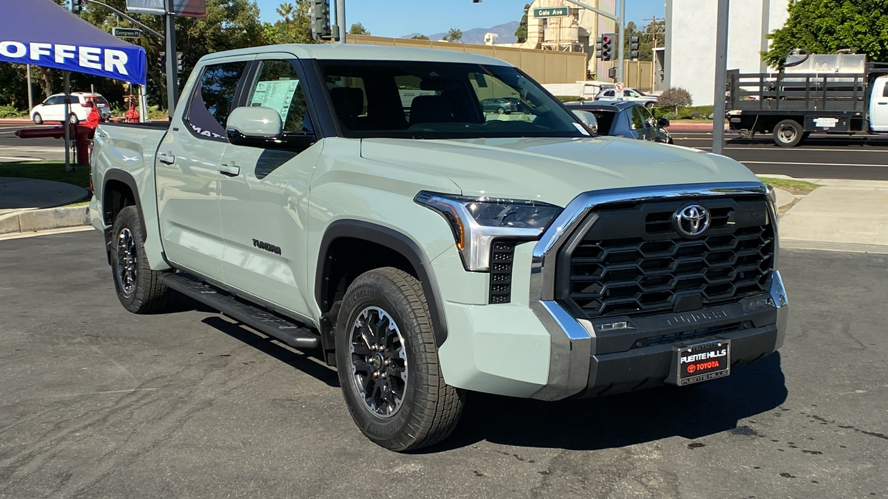 2025 TOYOTA Tundra SR5 1