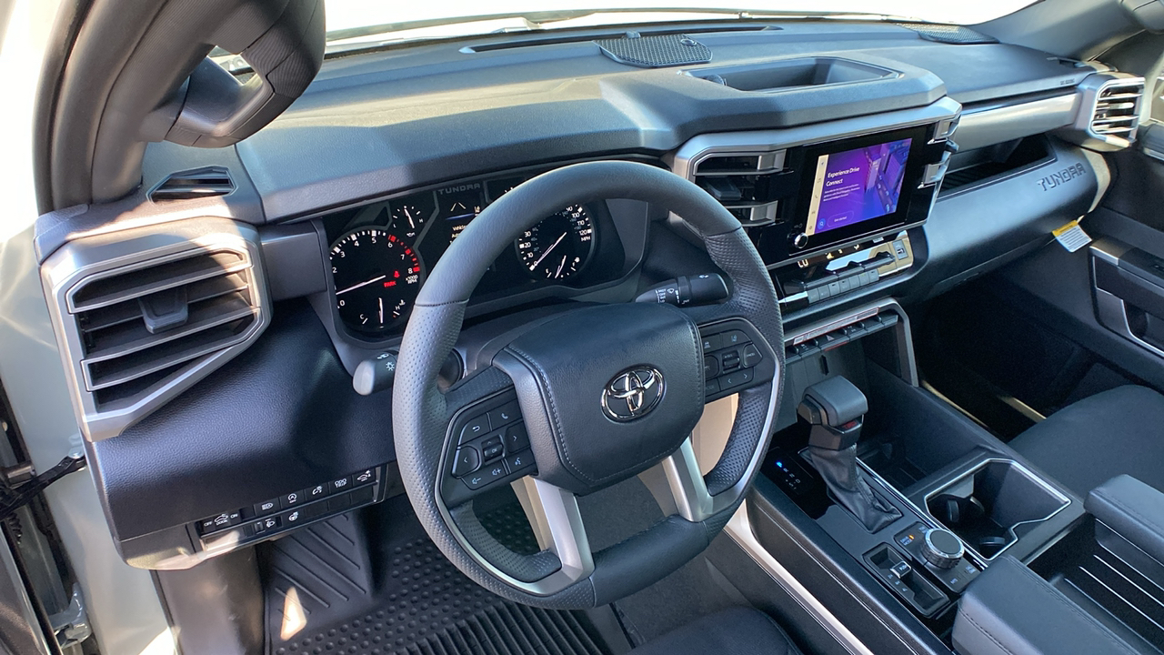 2025 TOYOTA Tundra SR5 16