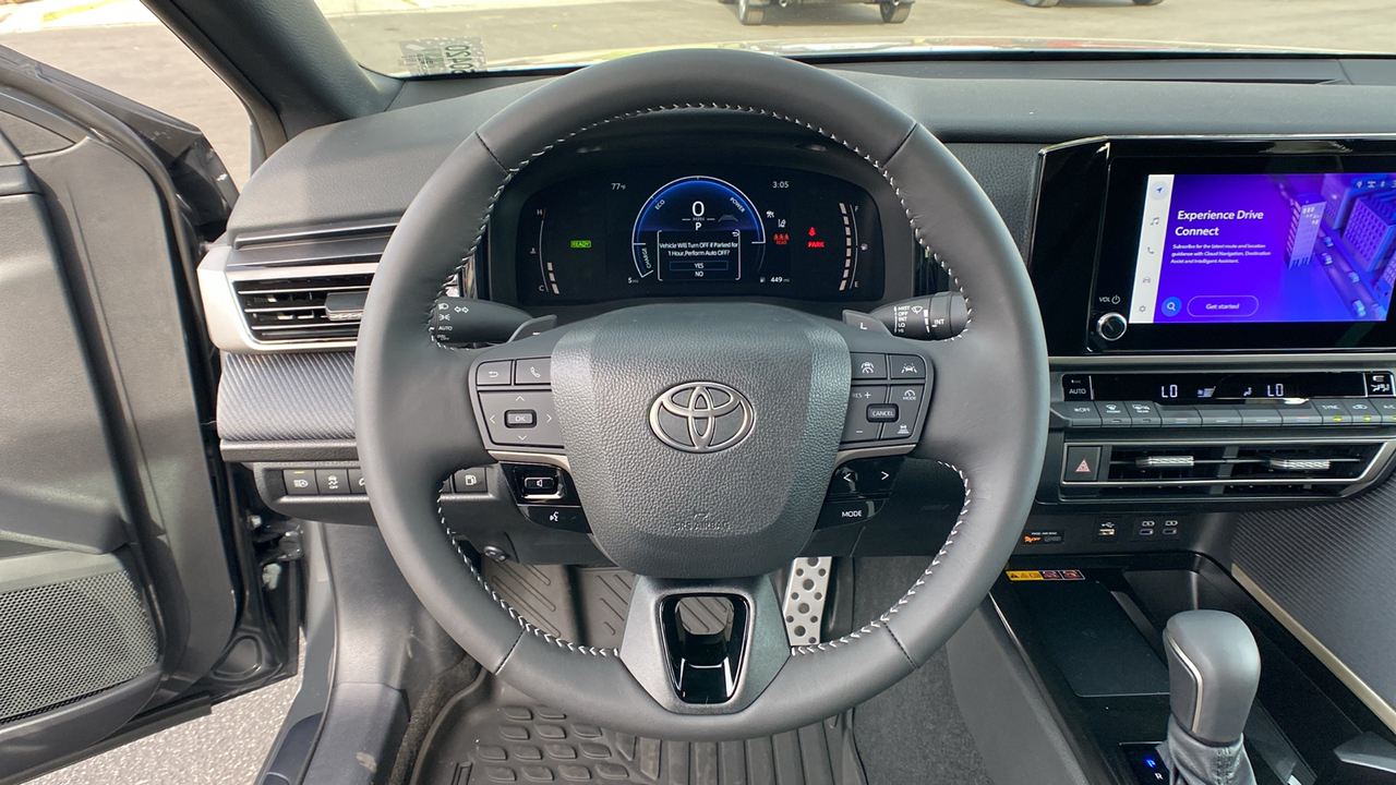 2025 TOYOTA Camry SE 13