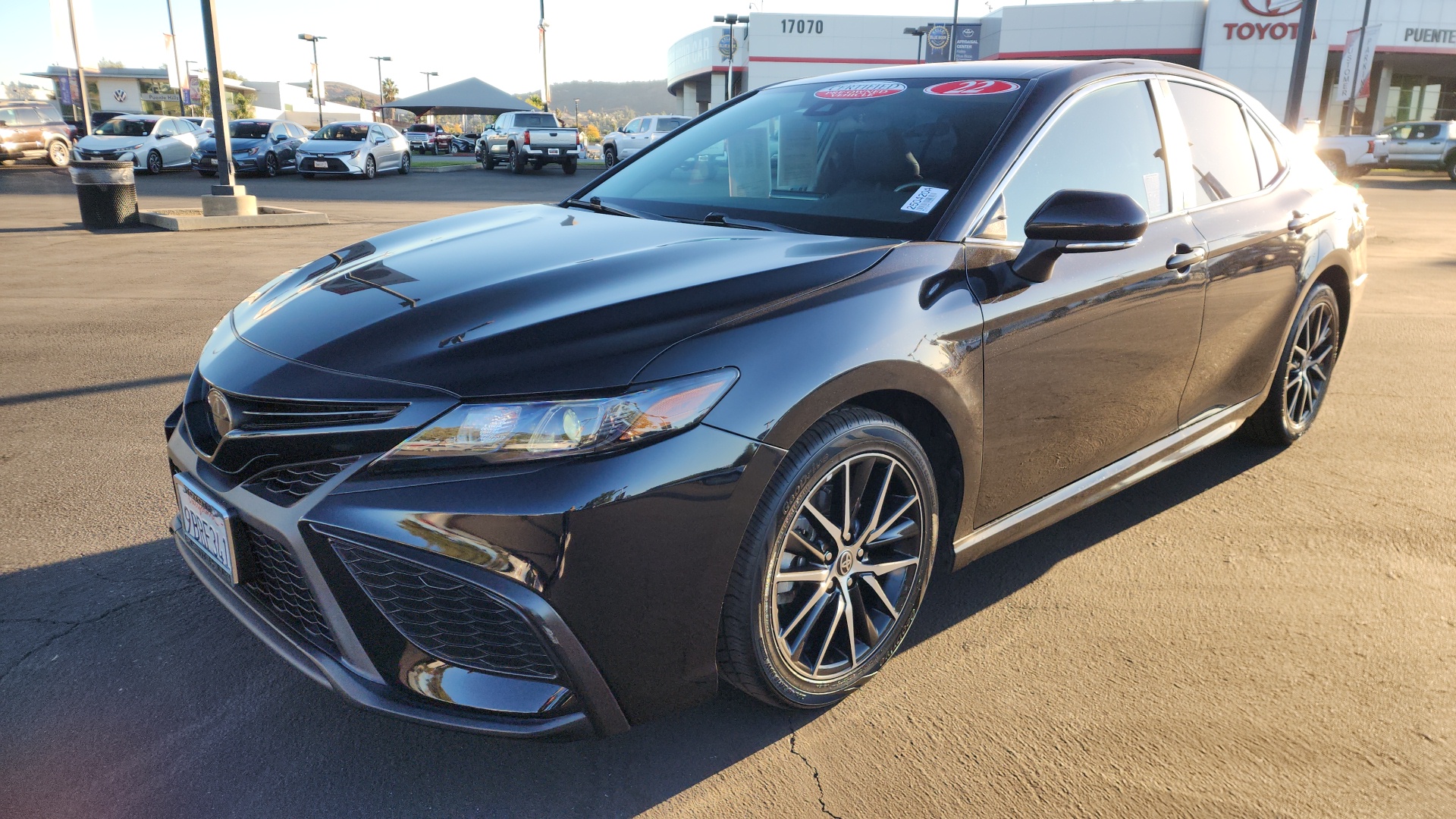 2022 Toyota Camry SE 7