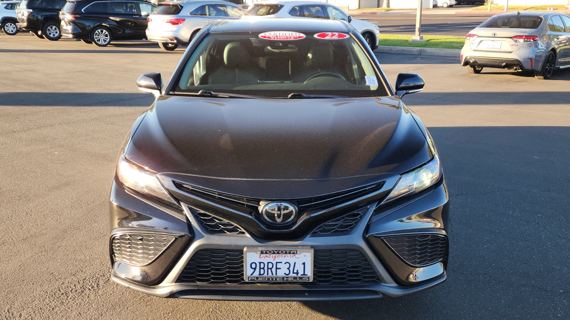 2022 Toyota Camry SE 8