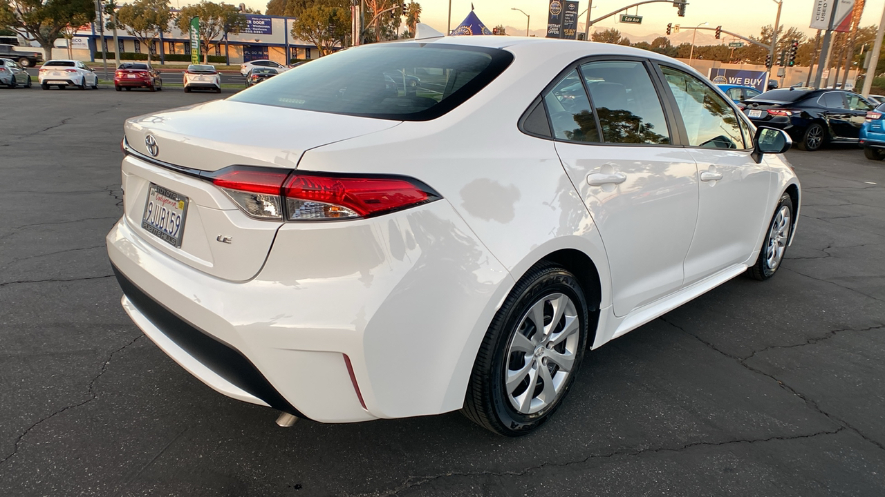 2021 Toyota Corolla LE 3