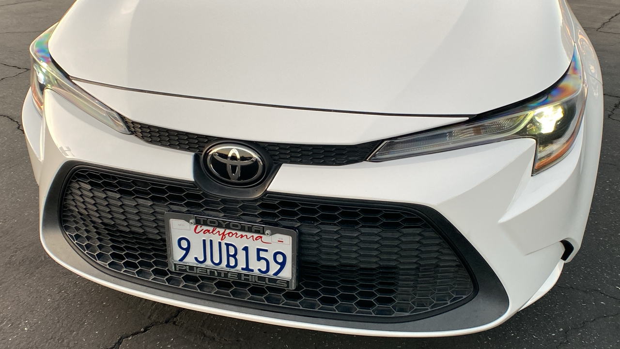 2021 Toyota Corolla LE 32