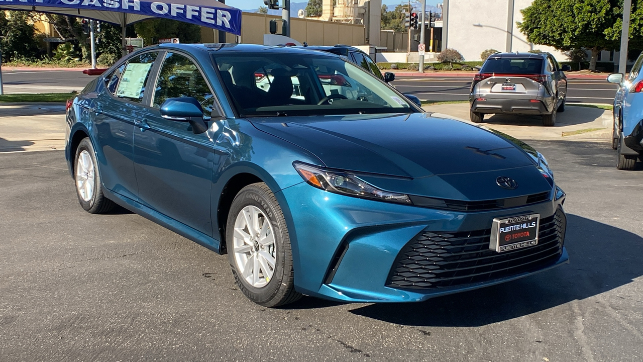 2025 TOYOTA Camry LE 1