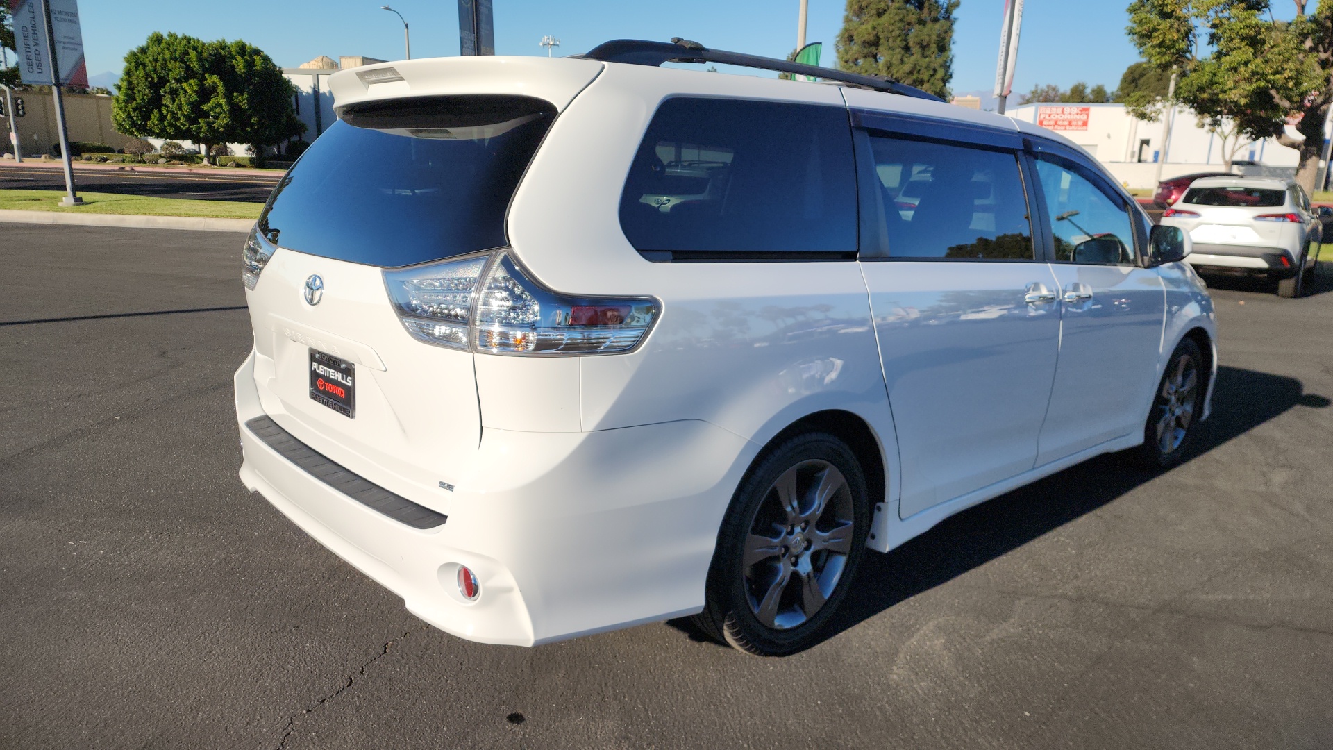 2015 Toyota Sienna SE Premium 3